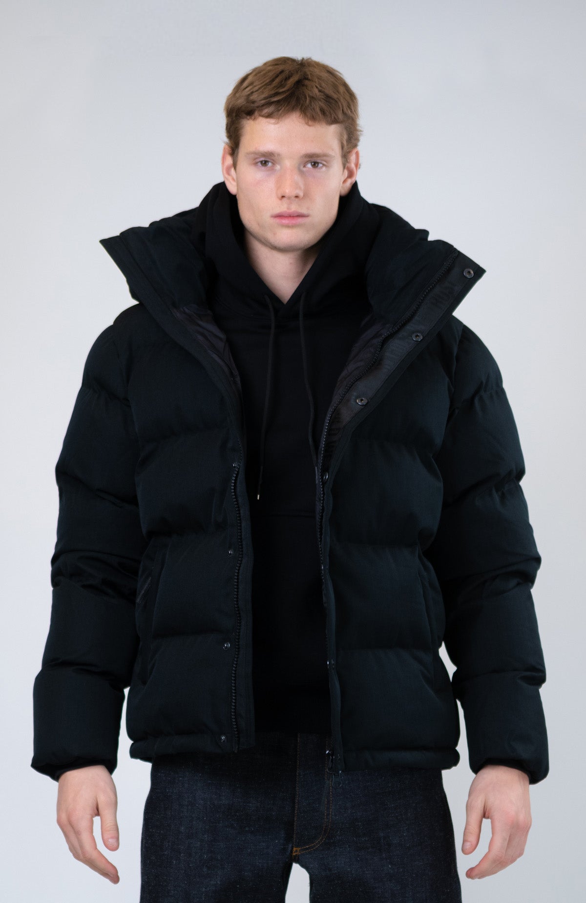 De Storm 2.0 Jet Black